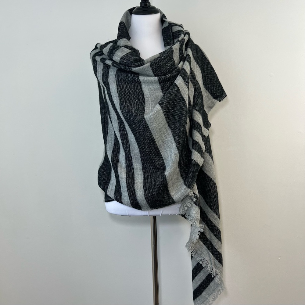 Striped BLANKET SCARF